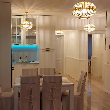 лукс аполония *