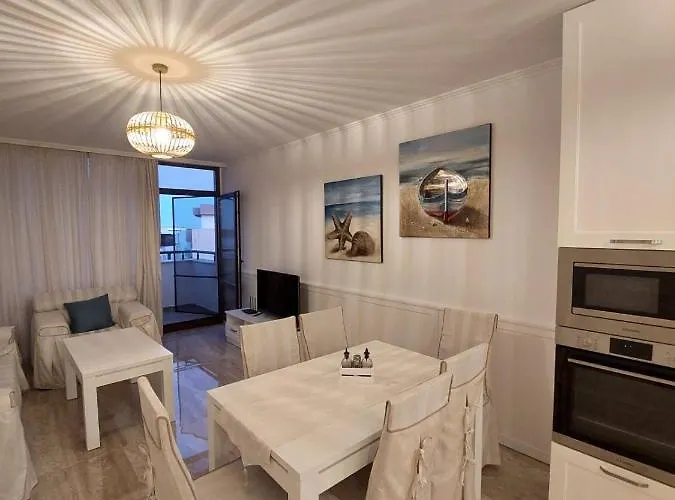 Apartment лукс аполония *